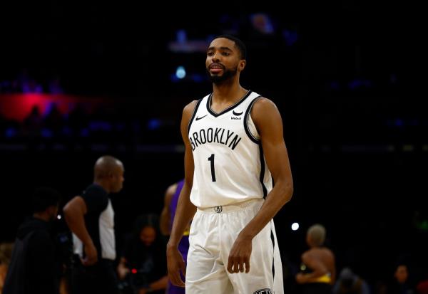 Mikal Bridges #1 of the Brooklyn Nets during play against the Los Angeles Lakers in the first half.