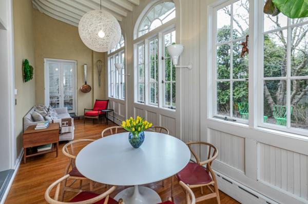 The sun room and breakfast space. 