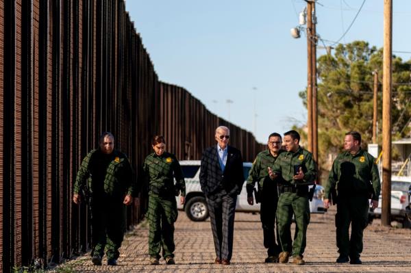 Joe Biden and Border Patrol agents