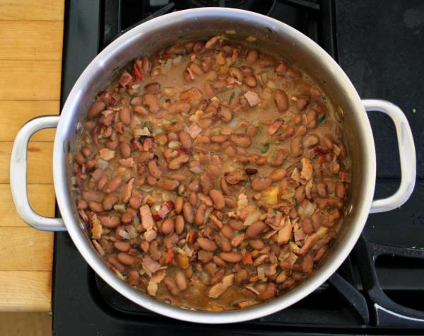 Pot of frijoles 