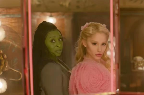 Ariana Grande as Glinda and Cynthia Erivo as Elphaba in the film 