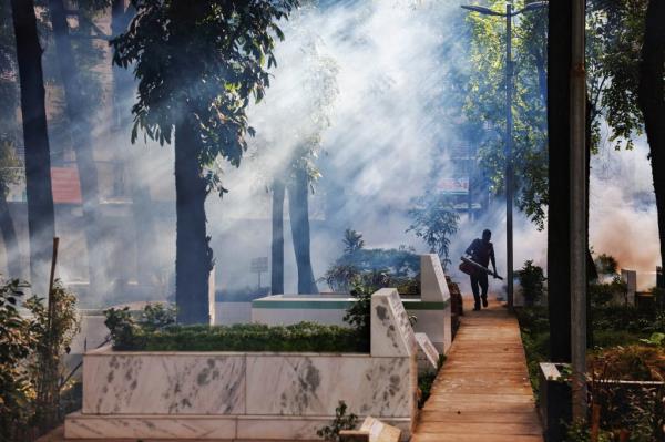 A city corporation worker fumigates as the mosquito-borne dengue infection situation worsens in Dhaka, Bangladesh, July 26, 2023. 