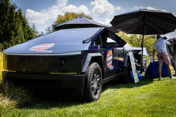 A Tesla Cybertruck is catching lots of attention in New Jersey as its being used as a mobile pizza oven.