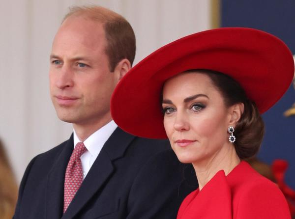 Prince William and Princess Kate at a ceremo<em></em>nial welcome for the President and First Lady of the Republic of Korea in London.