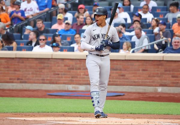 Yankees outfielder Juan Soto (22) batting during the first inning when the New York Mets played the New York Yankees at Citi Field.