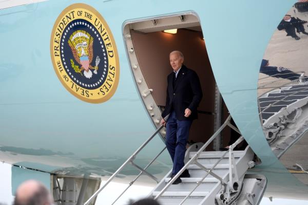 President Joe Biden arrives at Selfridge Air Natio<em></em>nal Guard ba<em></em>se to attend a campaign event, Thursday, Feb. 1, 2024, in Harrison Township, Mich.