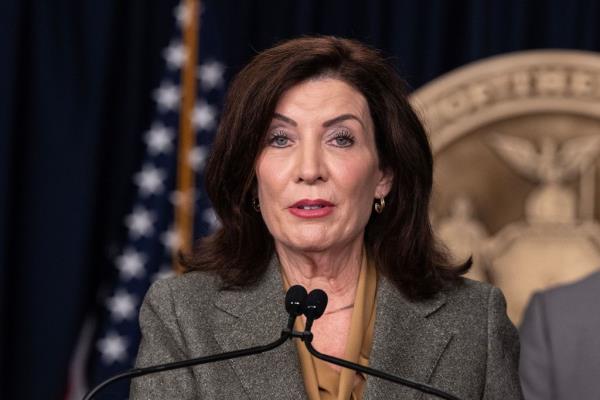 kathy hochul