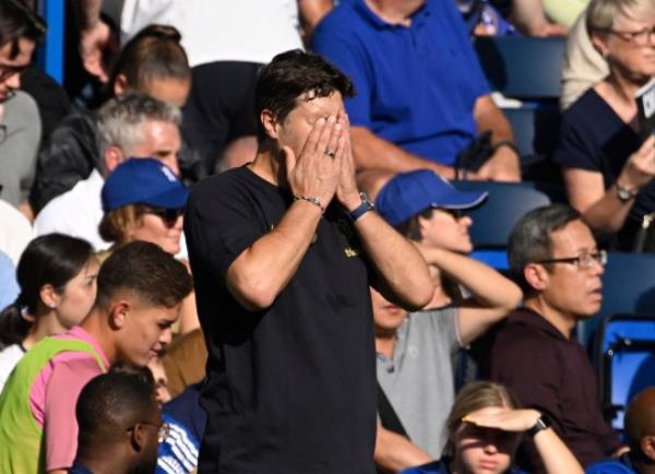 Soccer Football - Premier League - Chelsea v Nottingham Forest - Stamford Bridge, London, Britain - September 2, 2023 Chelsea manager Mauricio Pochettino reacts REUTERS/Tony Obrien EDITORIAL USE ONLY. No use with unauthorized audio, video, data, fixture lists, club/league logos or 'live' services. o<em></em>nline in-match use limited to 75 images, no video emulation. No use in betting, games or single club /league/player publications. Please co<em></em>ntact your account representative for further details.