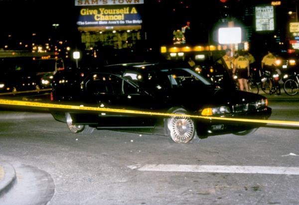 Davis was one of four people inside the white Cadillac that pulled up alo<em></em>ngside Shakur but said his nephew Orlando Anderson was the one who fired the gun, fatally striking the rapper four times.