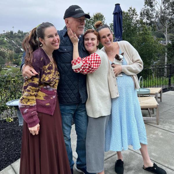 Bruce Willis with his daughters Rumer, Scout, and Tallulah