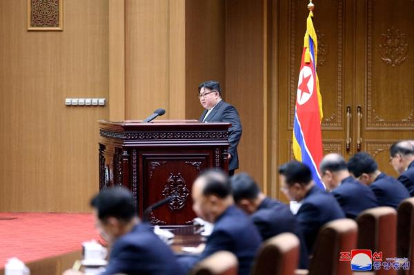 North Korean leader Kim Jong Un says the co<em></em>nstitution should be amended to educate North Koreans that South Korea is a 