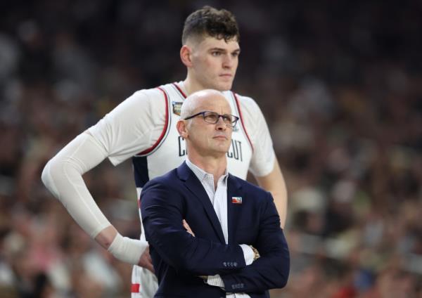 UConn star Do<em></em>novan Clingan, who is expected to be a top-five pick, said he believes Dan Hurley will 