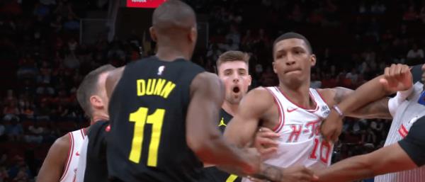 Jabari Smith Jr. and Kris Dunn had to be separated after throwing punches on Saturday evening. 