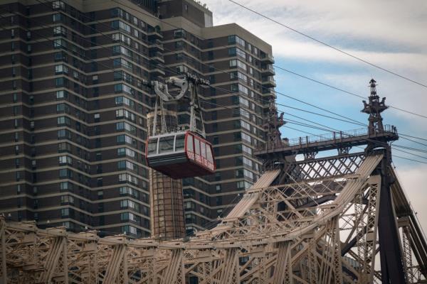 Roosevelt Island tram. 