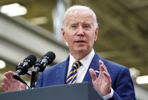 U.S. President Joe Biden speaks a<em></em>bout his intention to visit Hawaii as soon as possible.