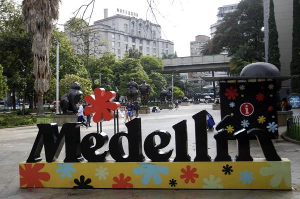 Medellín sign. 