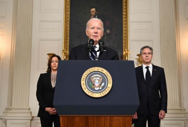 President Joe Biden (middle) co<em></em>nfirmed that Americans are among hostages