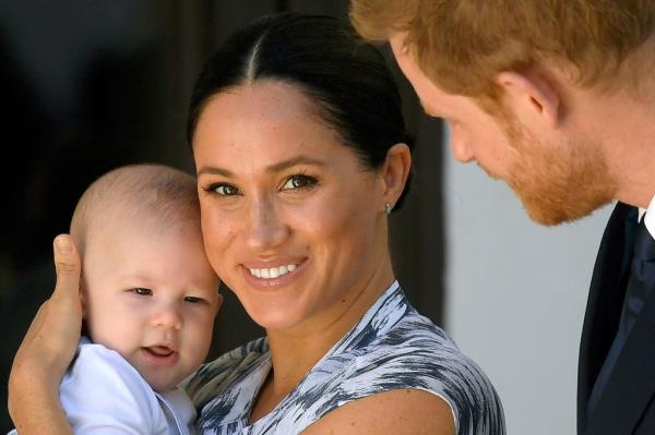 Meghan Markle hold Archie in Cape Town, South Africa on Sept. 25, 2019.