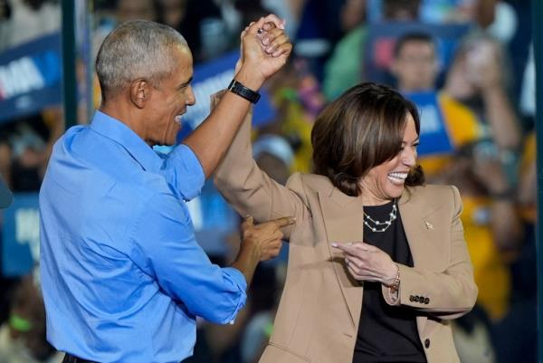 Barack Obama and Kamala Harris