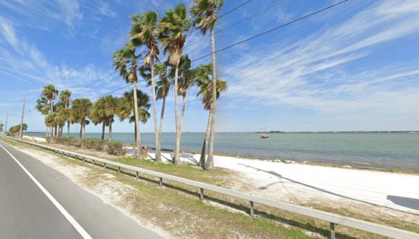 Stock image of the causeway.