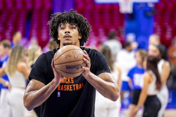 New York Knicks center Jericho Sims warms up before game 3 of the Eastern Co<em></em>nference first round at the Wells Fargo Center, Thursday, April 25, 2024, in Philadelphia