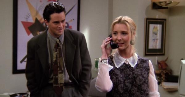 Phoebe Chandler Friends Lisa Kudrow Matthew Perry