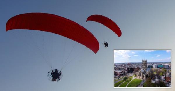 Paragliders and an inset of Doncaster.