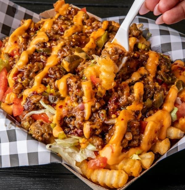 Slutty Vegan hooker fries