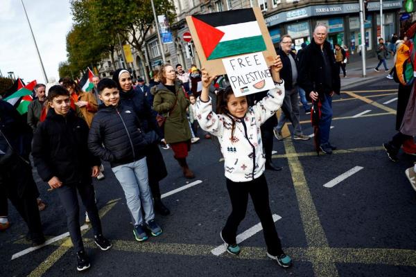 People attend a protest in solidarity with Palestinians in Gaza in Dublin. REUTERS/Clodagh Kilcoyne